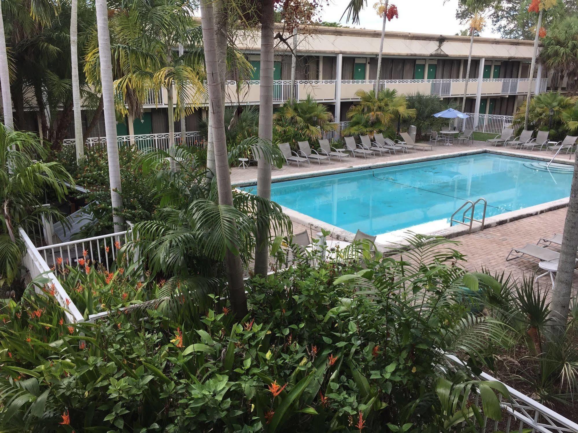 Sawgrass Inn & Conference Center แพลนเทชั่น ภายนอก รูปภาพ